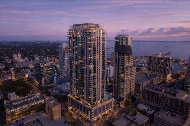 275 1ST AVENUE S 2708, St Petersburg, FL 33701