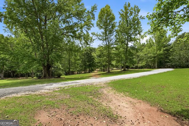 2103 Smokey Road, Newnan, GA 30263