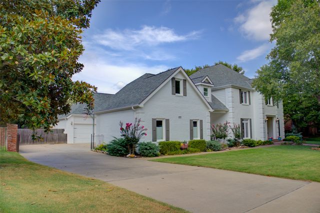 5713 E 104th Place S, Tulsa, OK 74137