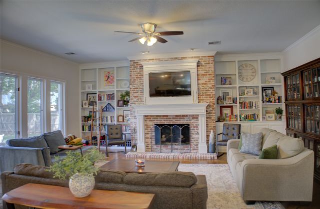 5713 E 104th Place S, Tulsa, OK 74137