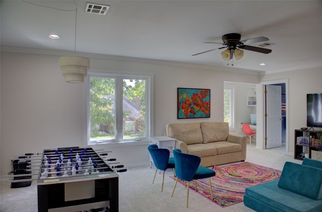 5713 E 104th Place S, Tulsa, OK 74137