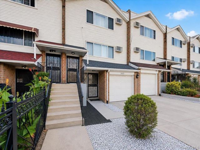 3605 Boller Avenue, Bronx, NY 10466