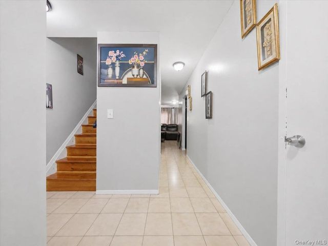 3605 Boller Avenue, Bronx, NY 10466