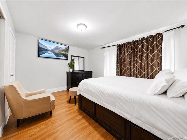 3605 Boller Avenue, Bronx, NY 10466