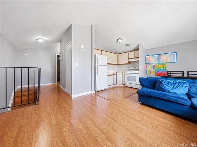 3605 Boller Avenue, Bronx, NY 10466
