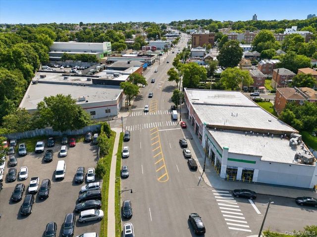3605 Boller Avenue, Bronx, NY 10466