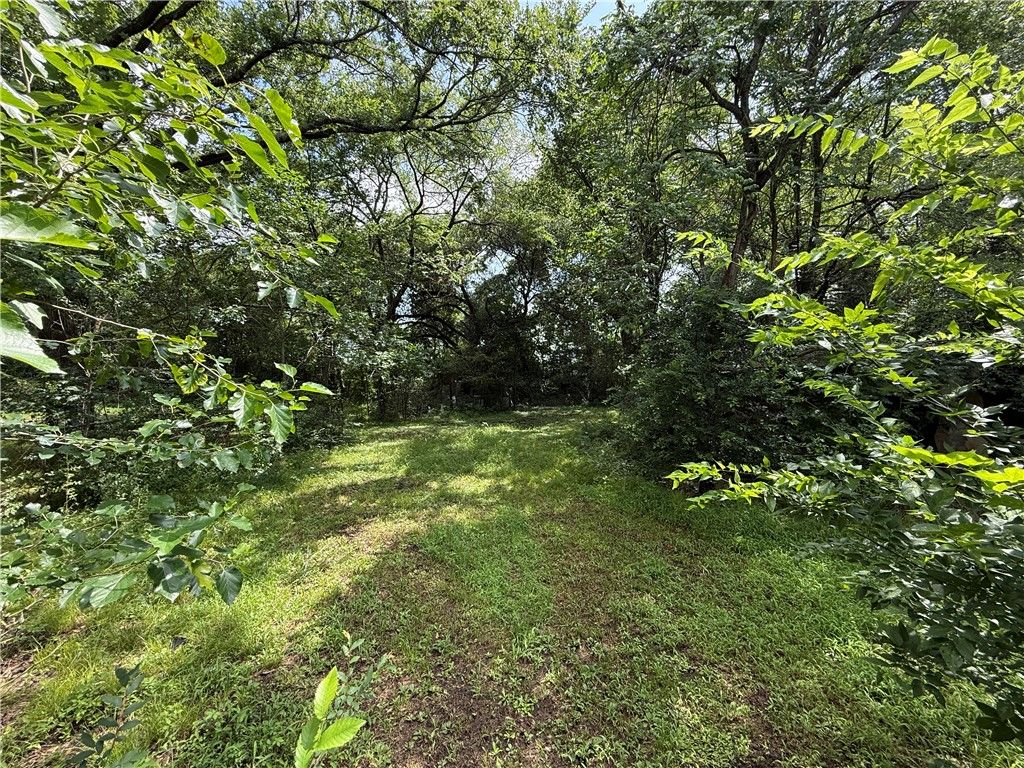 2503/2504 Emerald Dr Drive, Bryan, TX 77803 — photo 4