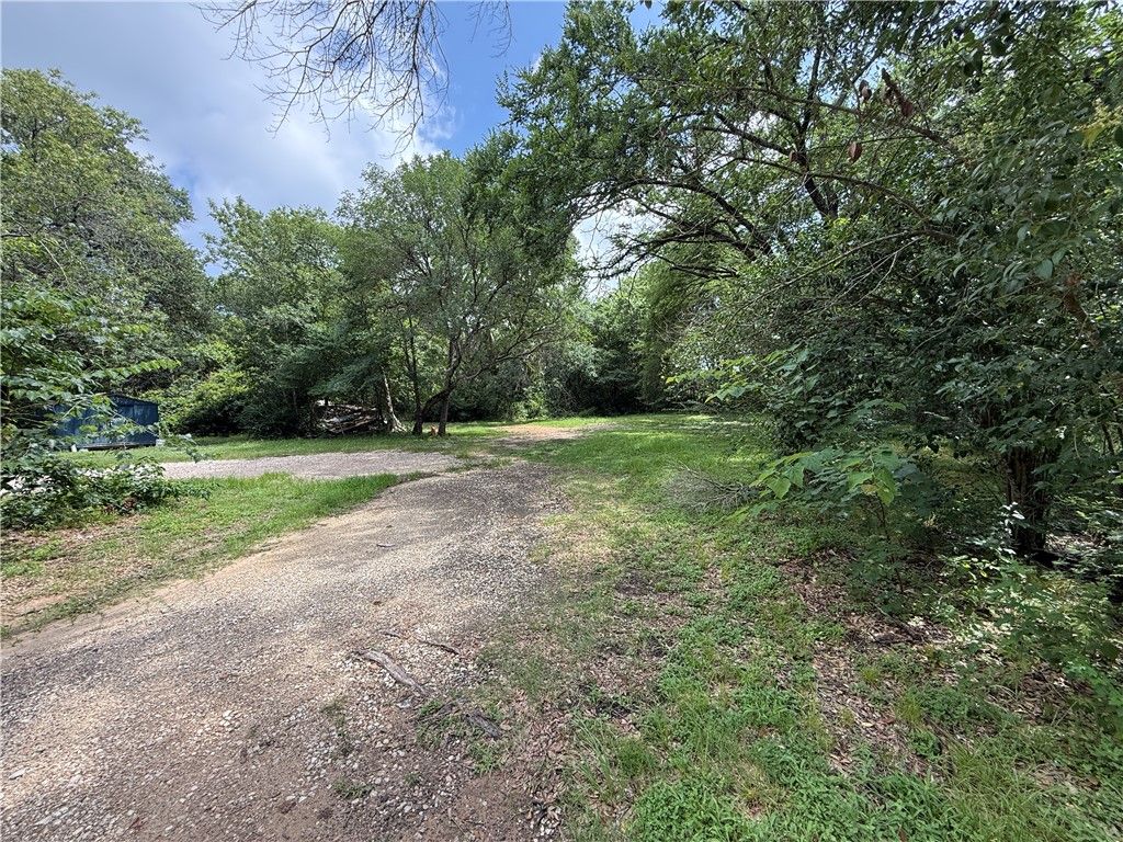 2503/2504 Emerald Dr Drive, Bryan, TX 77803 — photo 5