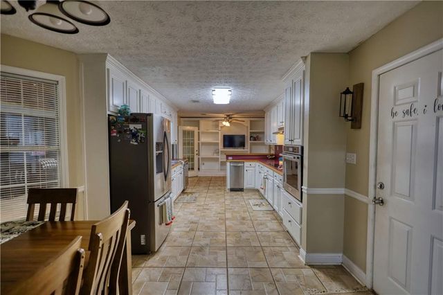 225 Ewing Drive, Social Circle, GA 30025