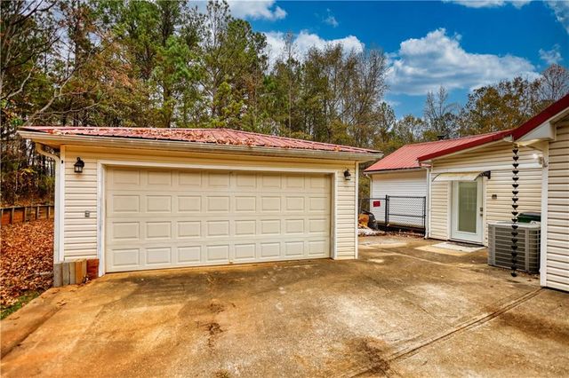 225 Ewing Drive, Social Circle, GA 30025