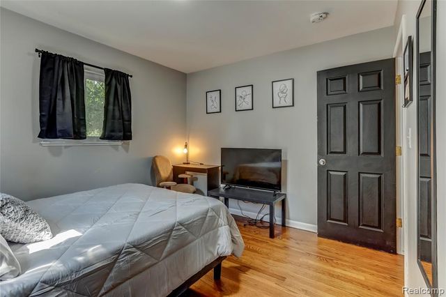330 Oakland Avenue 103, Royal Oak, MI 48067