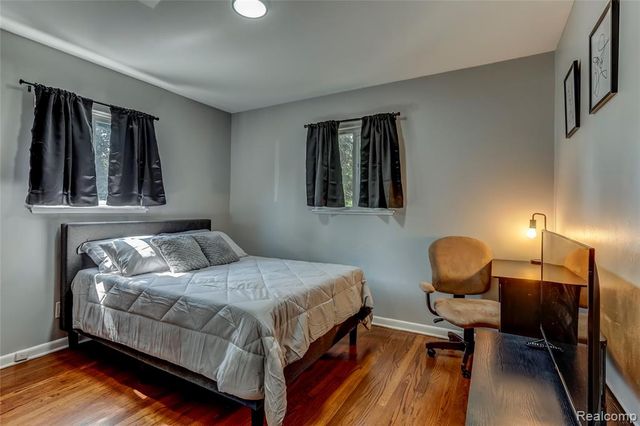 330 Oakland Avenue 103, Royal Oak, MI 48067
