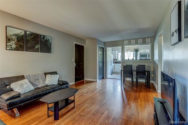 330 Oakland Avenue 103, Royal Oak, MI 48067
