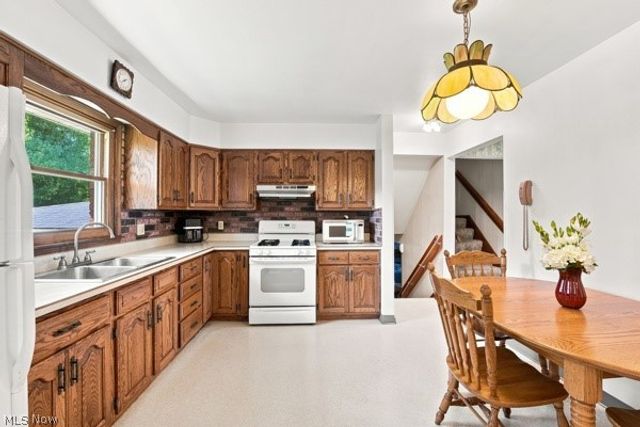 8 Sioux Trail, Girard, OH 44420