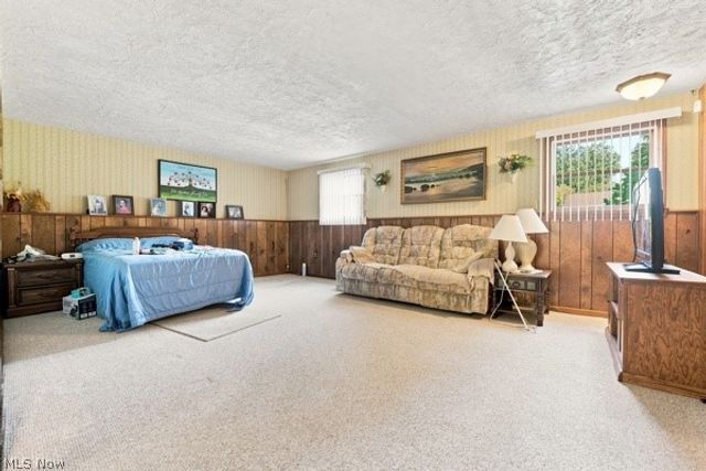 8 Sioux Trail, Girard, OH 44420