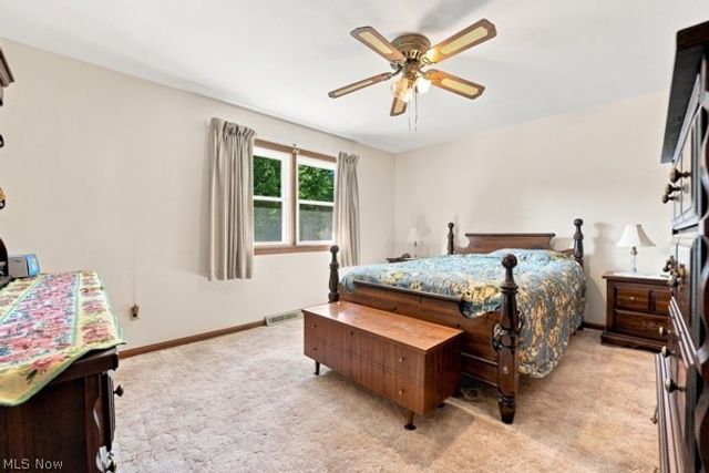 8 Sioux Trail, Girard, OH 44420