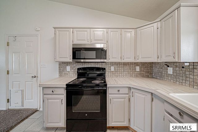 191 N 3990 E, Rigby, ID 83442