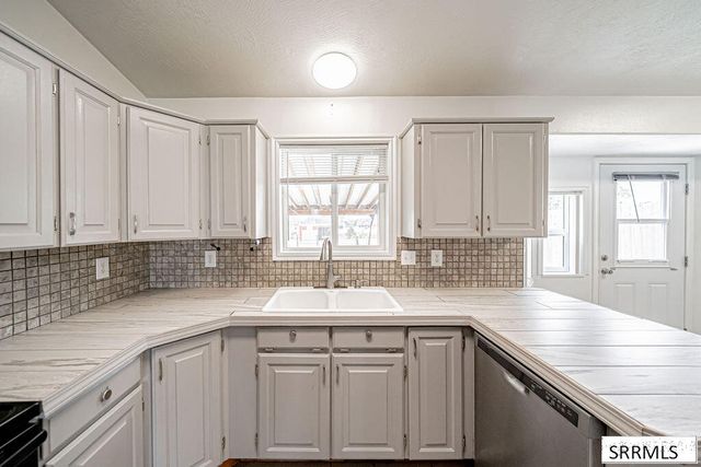191 N 3990 E, Rigby, ID 83442
