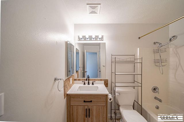191 N 3990 E, Rigby, ID 83442