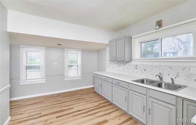 2420 Fowler Avenue, Unincorporated, MO 63114