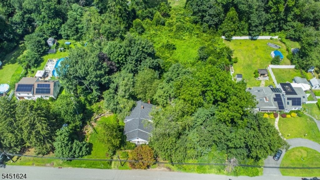 33 William St, Lincoln Park Boro, NJ 07035 — photo 5