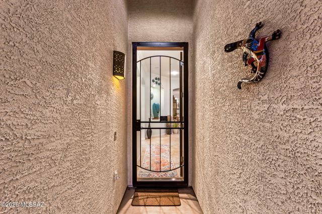 12880 N Salt Cedar Drive, Oro Valley, AZ 85755