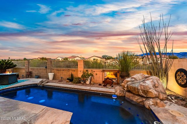 12880 N Salt Cedar Drive, Oro Valley, AZ 85755