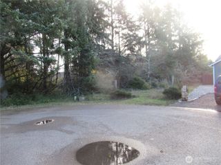 311 Sycamore Court, Ocean Shores, WA 98569