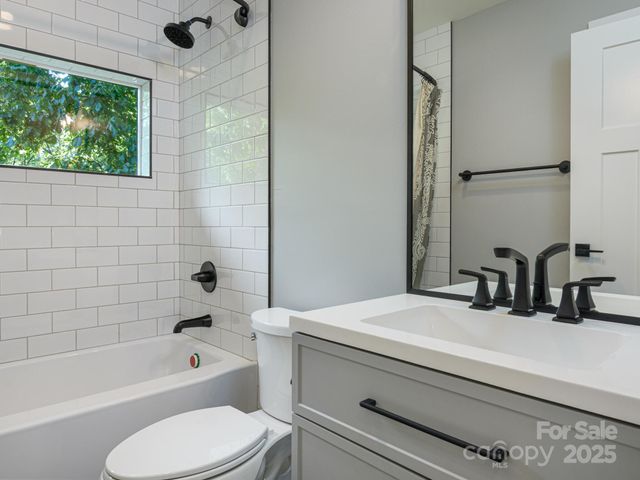 61 Vandalia Avenue, Asheville, NC 28806