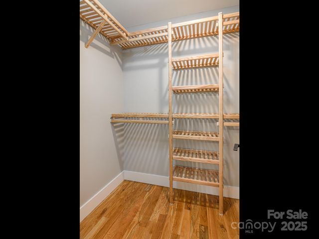 61 Vandalia Avenue, Asheville, NC 28806