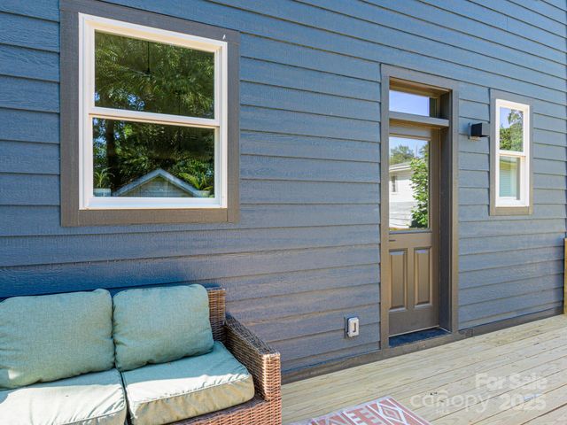 61 Vandalia Avenue, Asheville, NC 28806