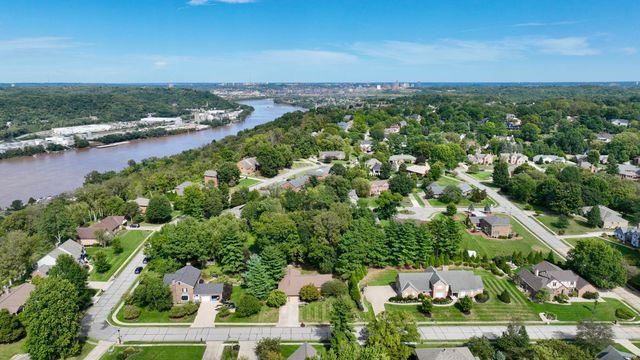 1021 Doriel Street, Villa Hills, KY 41017