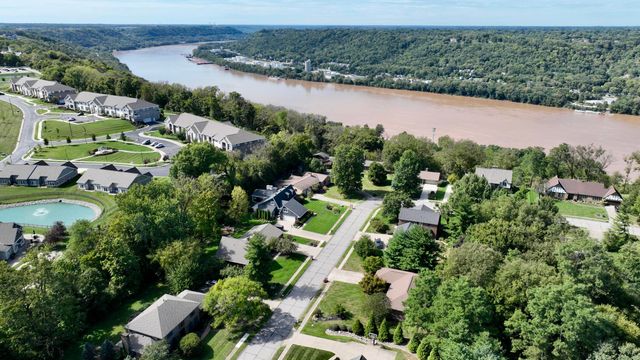 1021 Doriel Street, Villa Hills, KY 41017
