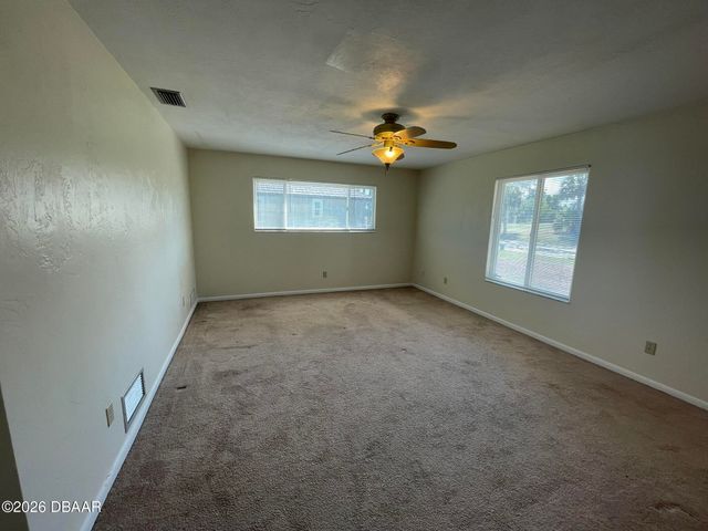 524 Pelican Bay Drive, Daytona Beach, FL 32119