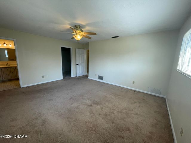 524 Pelican Bay Drive, Daytona Beach, FL 32119