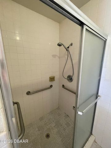 524 Pelican Bay Drive, Daytona Beach, FL 32119