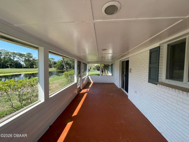 524 Pelican Bay Drive, Daytona Beach, FL 32119