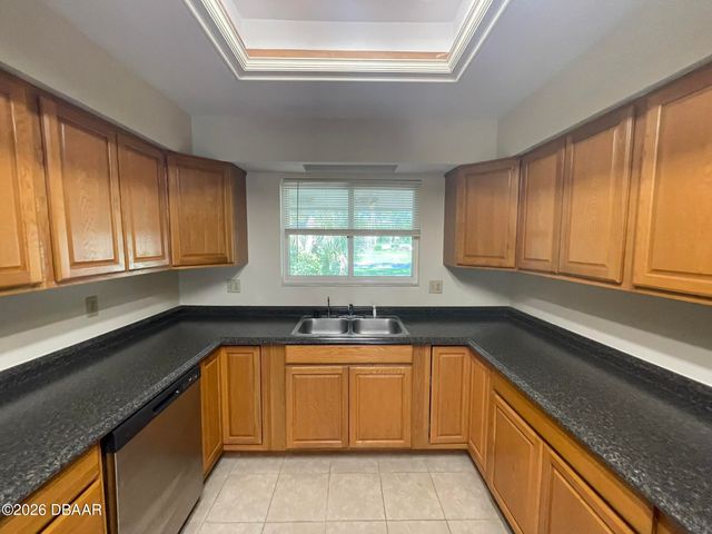 524 Pelican Bay Drive, Daytona Beach, FL 32119