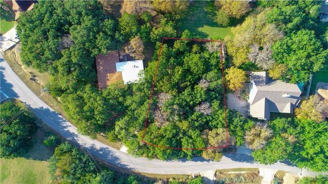 306 Cargill DR, Spicewood, TX 78669