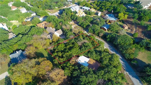 306 Cargill DR, Spicewood, TX 78669