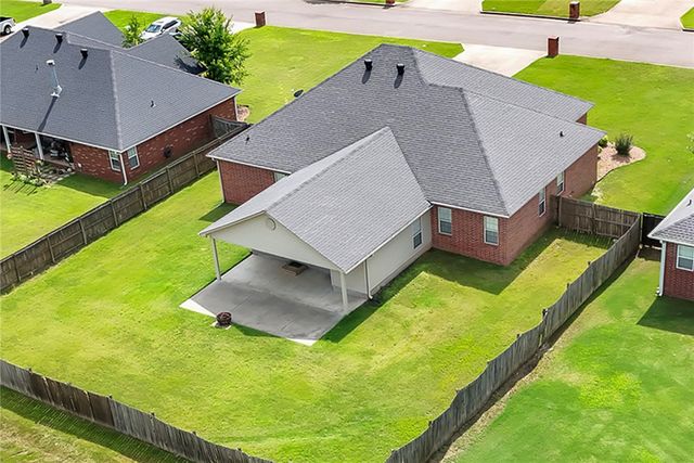 126 Salmon Lane, Russellville, AR 72802