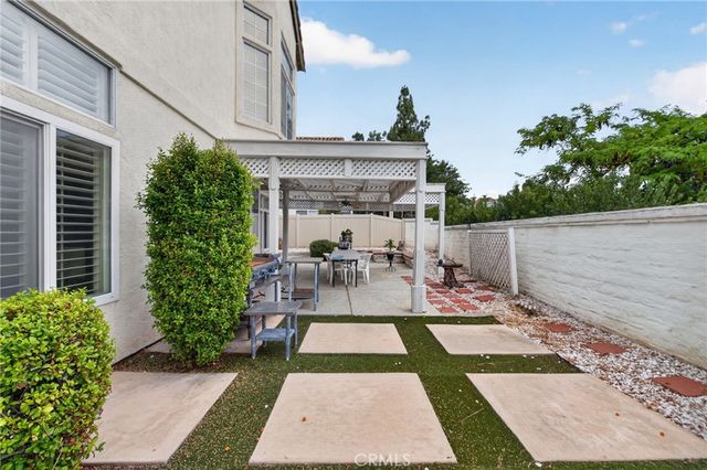 45388 Callesito Burgos, Temecula, CA 92592