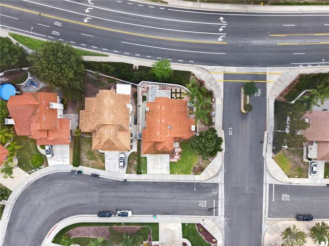 45388 Callesito Burgos, Temecula, CA 92592