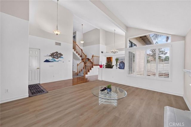 45388 Callesito Burgos, Temecula, CA 92592