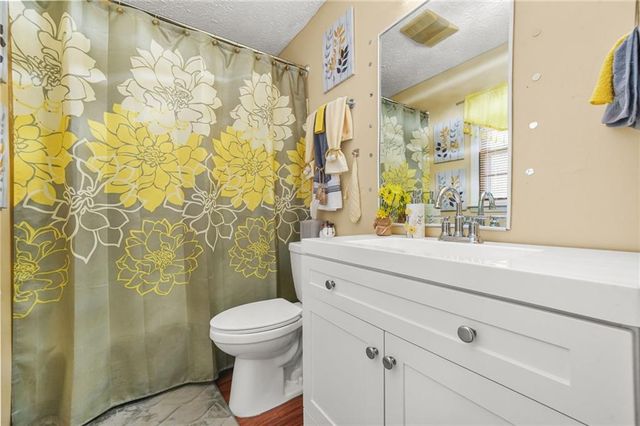 190 Belmont Farms Drive, Ellenwood, GA 30294