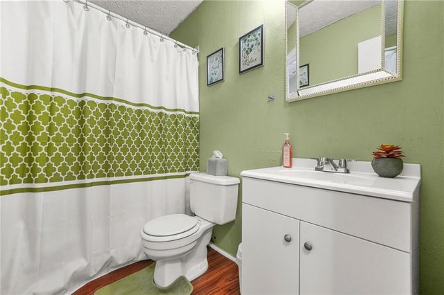 190 Belmont Farms Drive, Ellenwood, GA 30294