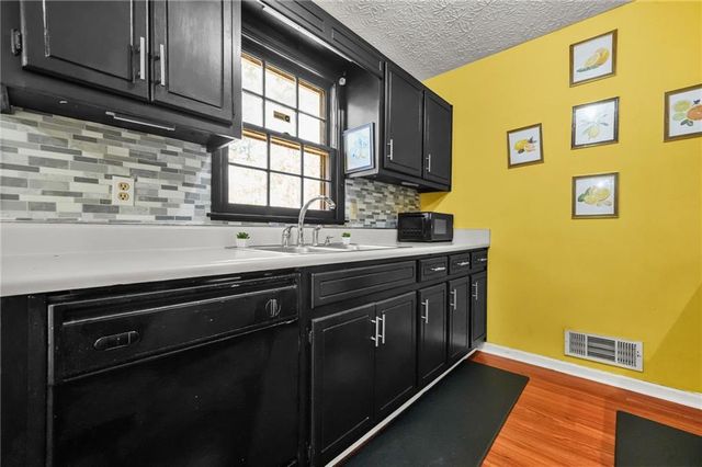 190 Belmont Farms Drive, Ellenwood, GA 30294