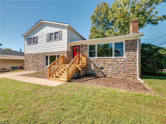 111 Charlton DR, Hampton, VA 23666