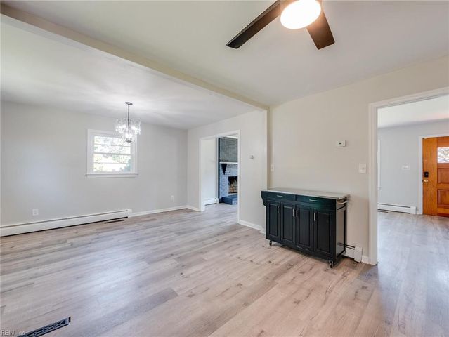 111 Charlton DR, Hampton, VA 23666