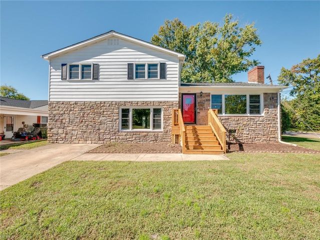 111 Charlton DR, Hampton, VA 23666